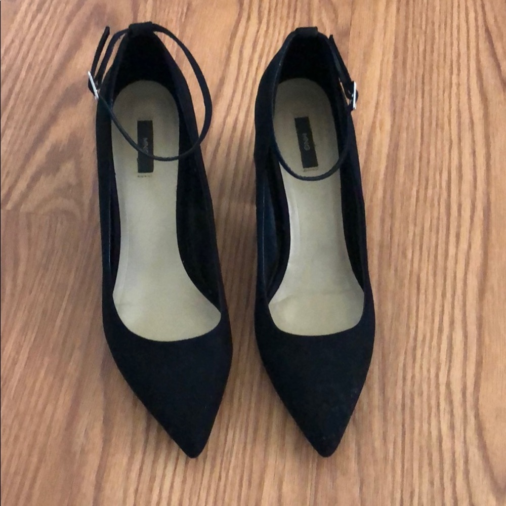 Black heels